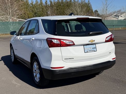 Used 2020 Chevrolet Equinox LS w/ LPO, Cargo Package image 6