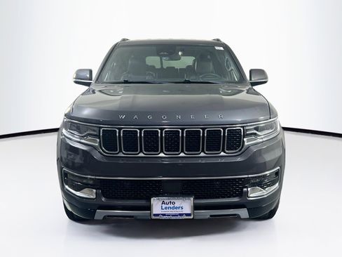 Used 2022 Jeep Wagoneer Series III w/ Flexible Seating Group AWD/4WD image 2