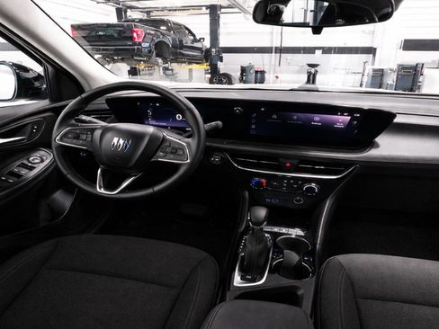 Used 2025 Buick Encore GX Preferred FWD image 15