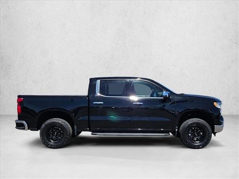 Used 2023 Chevrolet Silverado 1500 LTZ w/ LTZ Premium Package image 4