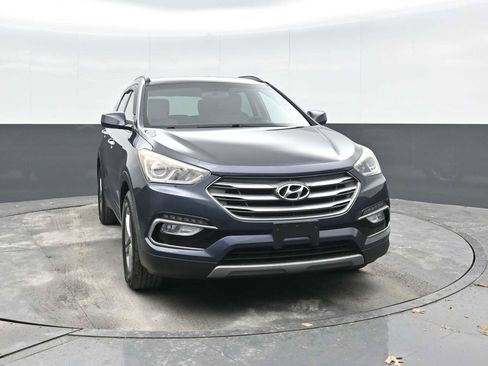 Used 2017 Hyundai Santa Fe Sport image 6