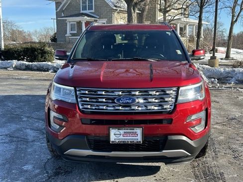 Used 2017 Ford Explorer Limited w/ Equipment Group 301A image 2