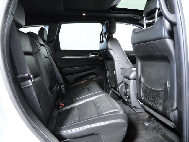 Used 2018 Jeep Grand Cherokee Limited w/ Luxury Group II AWD/4WD image 12