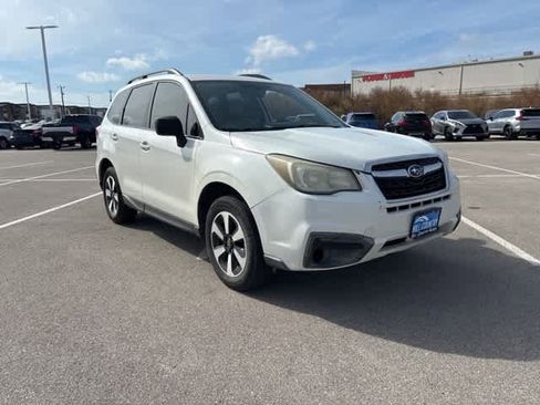 Used 2018 Subaru Forester 2.5i w/ Alloy Wheel Package image 7