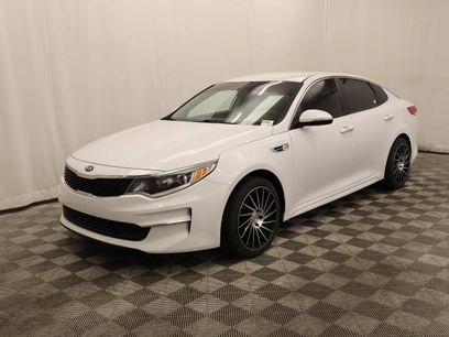Used 2018 Kia Optima LX w/ 17" Alloy Wheels Package