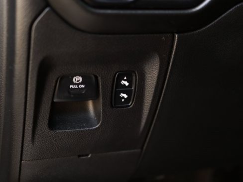 Used 2020 RAM 1500 Limited image 11