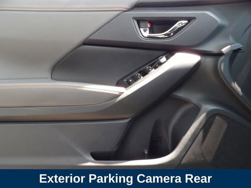 Used 2025 Subaru Crosstrek 2.5i Limited w/ Crosstrek Mirror Package image 10