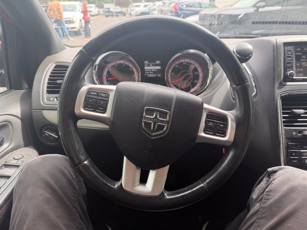 Used 2013 Dodge Grand Caravan R/T w/ Safety Sphere Group FWD image 16