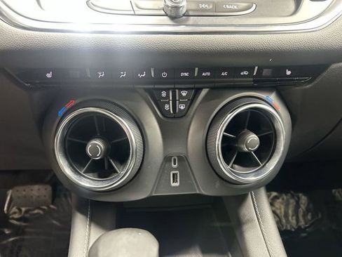 Certified 2024 Chevrolet Blazer LT w/ LPO, Floor Liner Package AWD/4WD image 11