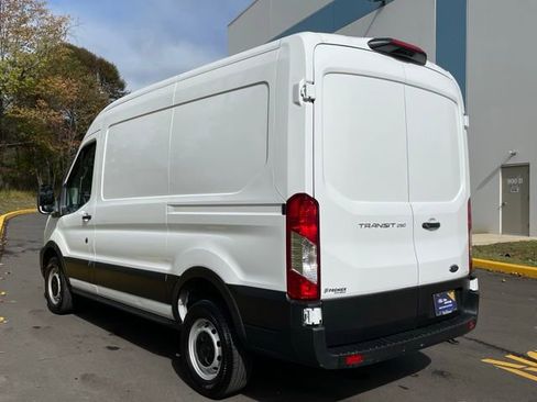 Certified 2023 Ford Transit 250 Medium Roof image 6
