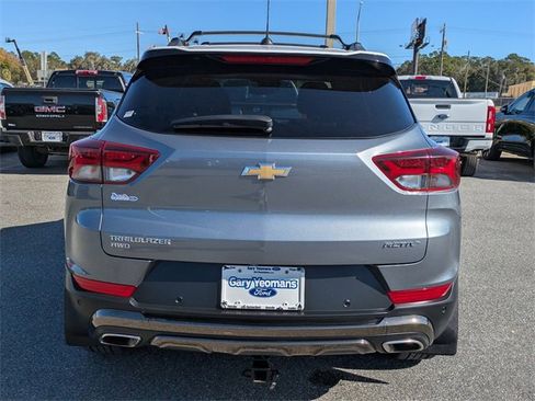 Used 2021 Chevrolet TrailBlazer ACTIV w/ Technology Package image 5