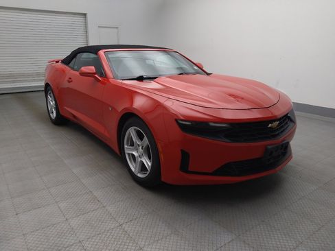 Used 2020 Chevrolet Camaro LT RWD image 13