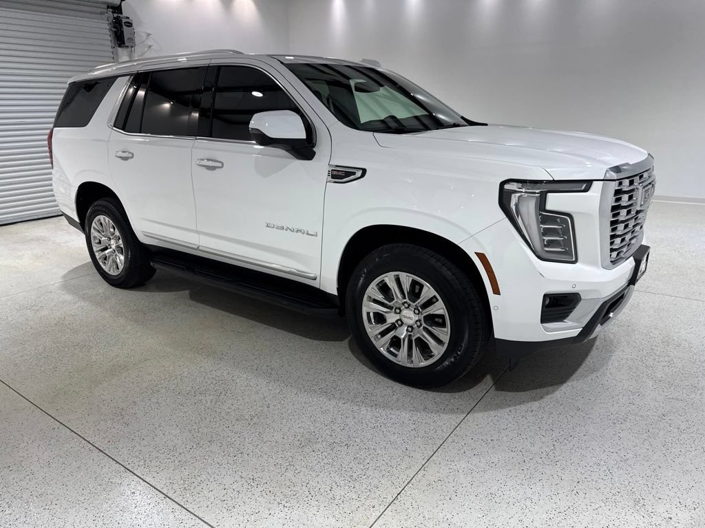 Used 2025 GMC Yukon Denali AWD/4WD image 7