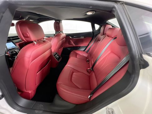 Used 2018 Maserati Quattroporte S Q4 image 24