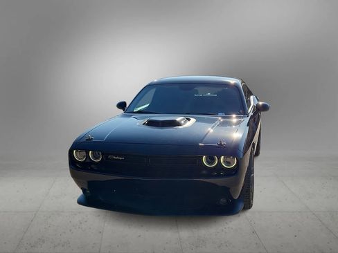 Used 2022 Dodge Challenger R/T Scat Pack w/ Shaker Package image 3