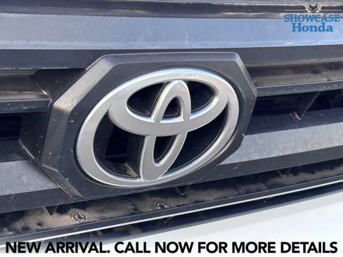 Used 2024 Toyota Tacoma SR5 RWD image 9