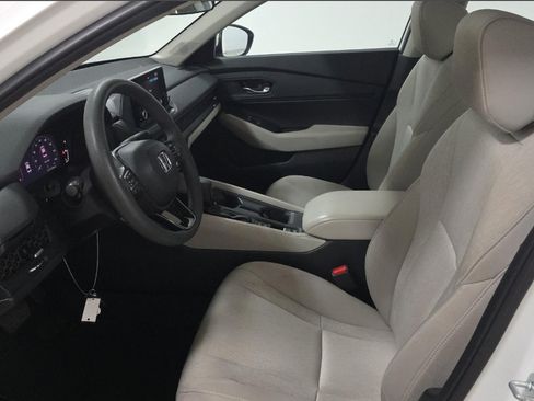 Used 2024 Honda Accord EX image 8