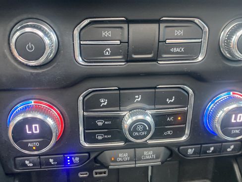 Used 2023 GMC Yukon AT4 w/ AT4 Premium Plus Package AWD/4WD image 22