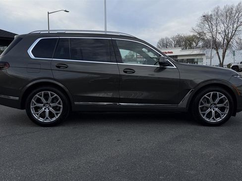 Used 2024 BMW X7 xDrive40i image 16
