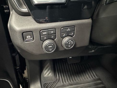 Used 2026 Chevrolet Silverado 1500 RST w/ Convenience Package II AWD/4WD image 19
