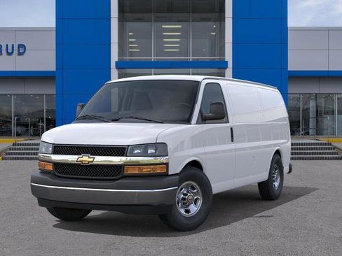 New 2026 Chevrolet Express 3500 RWD image 30