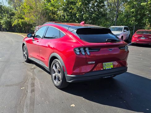 Used 2022 Ford Mustang Mach-E Select image 5