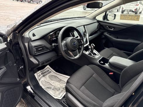Used 2023 Subaru Outback Premium image 10
