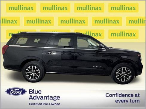 Certified 2025 Ford Expedition Max Platinum image 2