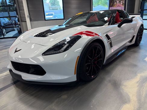 Used 2017 Chevrolet Corvette Grand Sport RWD image 3