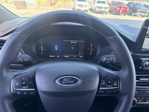 Used 2025 Ford Escape ST-Line Select AWD/4WD image 27
