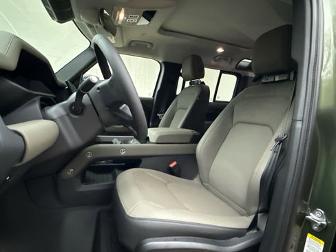 Used 2026 Land Rover Defender 110 S image 14