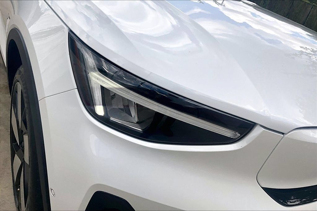 Certified 2023 Volvo C40 P8 Recharge Plus w/ Protection Package Premier AWD/4WD image 39