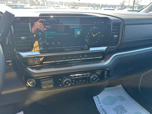 Used 2025 Chevrolet Silverado 2500 LT w/ Convenience Package AWD/4WD image 20