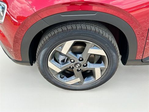 New 2025 Hyundai Venue Limited image 19