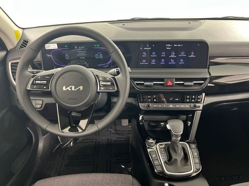 New 2026 Kia Seltos S image 12