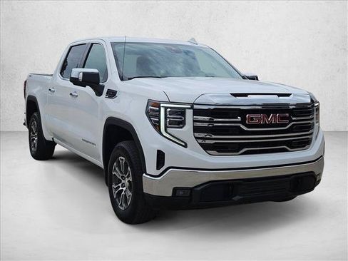 Certified 2025 GMC Sierra 1500 SLT AWD/4WD image 3