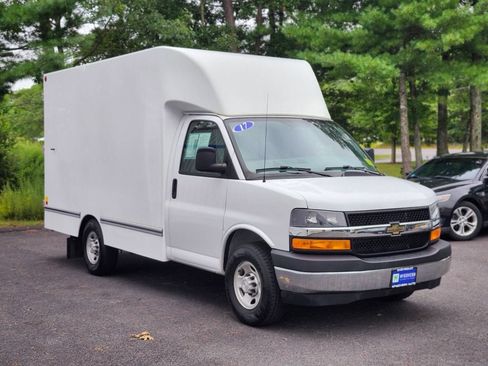 Used 2017 Chevrolet Express 3500 RWD image 7