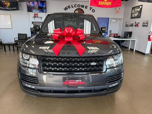 Used 2017 Land Rover Range Rover Supercharged AWD/4WD image 4