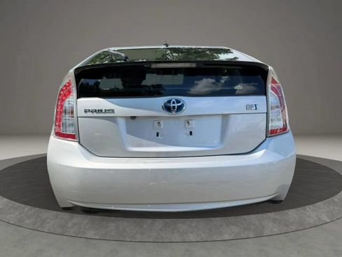 Used 2014 Toyota Prius Four FWD image 6