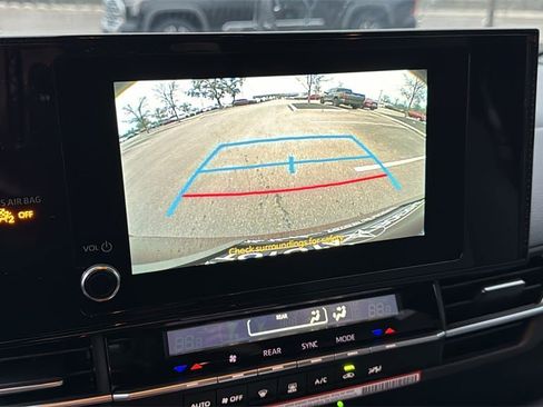 New 2026 Toyota Sienna LE image 34