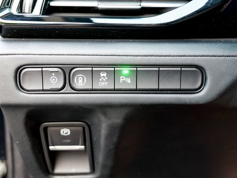 Used 2025 Acura MDX SH-AWD w/ Technology Package image 58