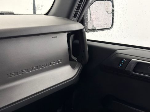 New 2025 Ford Bronco 4-Door w/ Sasquatch Package image 31
