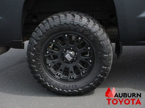 Used 2017 Chevrolet Silverado 1500 LTZ Z71 w/ LTZ Plus Package AWD/4WD image 10