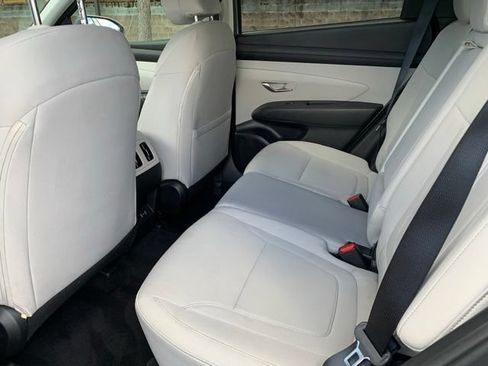 Certified 2025 Hyundai Tucson SEL FWD image 16