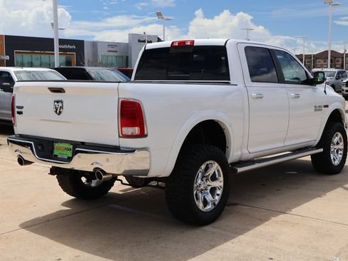 Used 2018 RAM 1500 Laramie w/ Convenience Group AWD/4WD image 6