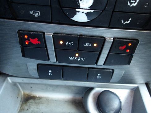 Used 2010 Mercury Milan Premier FWD image 13