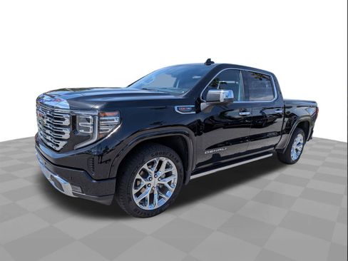 Certified 2023 GMC Sierra 1500 Denali w/ Technology Package AWD/4WD image 8