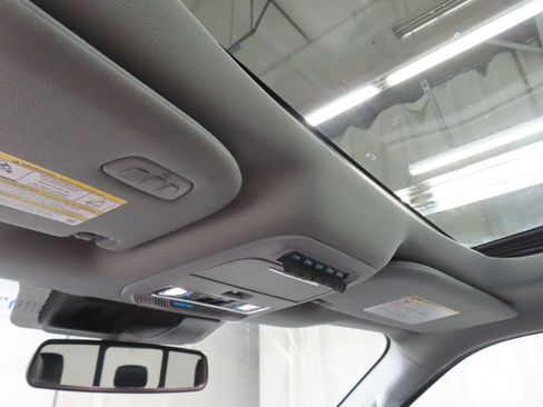 Used 2023 Ford F250 Lariat w/ Lariat Ultimate Package image 32