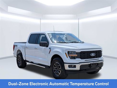 Used 2025 Ford F150 XLT w/ Equipment Group 301A Standard AWD/4WD image 9