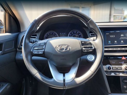 Used 2019 Hyundai Elantra Limited w/ Cargo Package FWD image 39